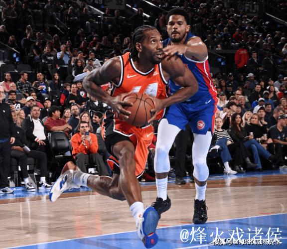 莱昂纳德狂砍55分平队史纪录 快船击败活塞豪取四连胜